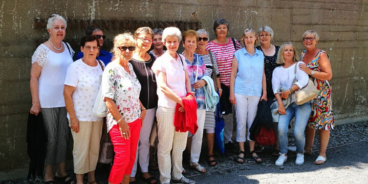 Gruppenfoto der Ehrenamtlerinnen